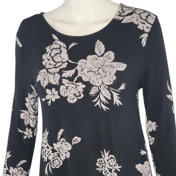 Old Navy Black‎ & White Floral Long Sleeve Dress - Picture 3 of 10
